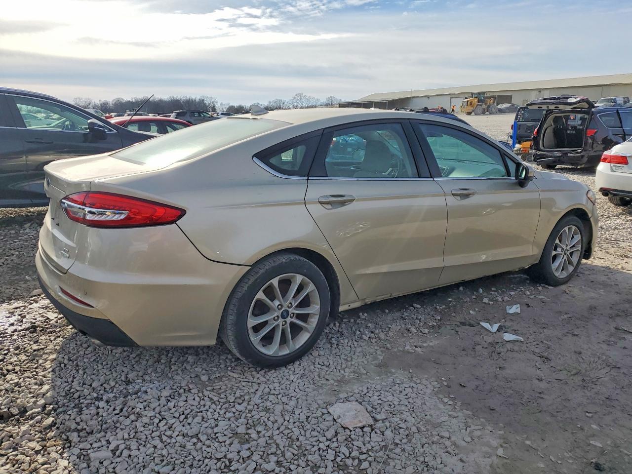 2019 Ford Fusion se