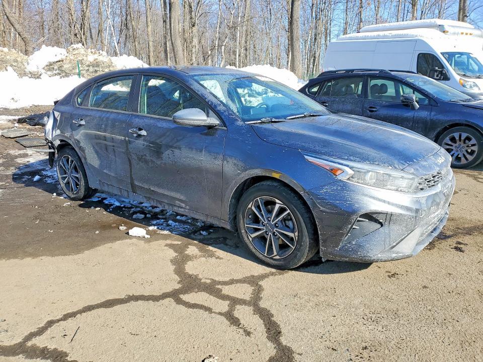 2022 KIA Forte lxs