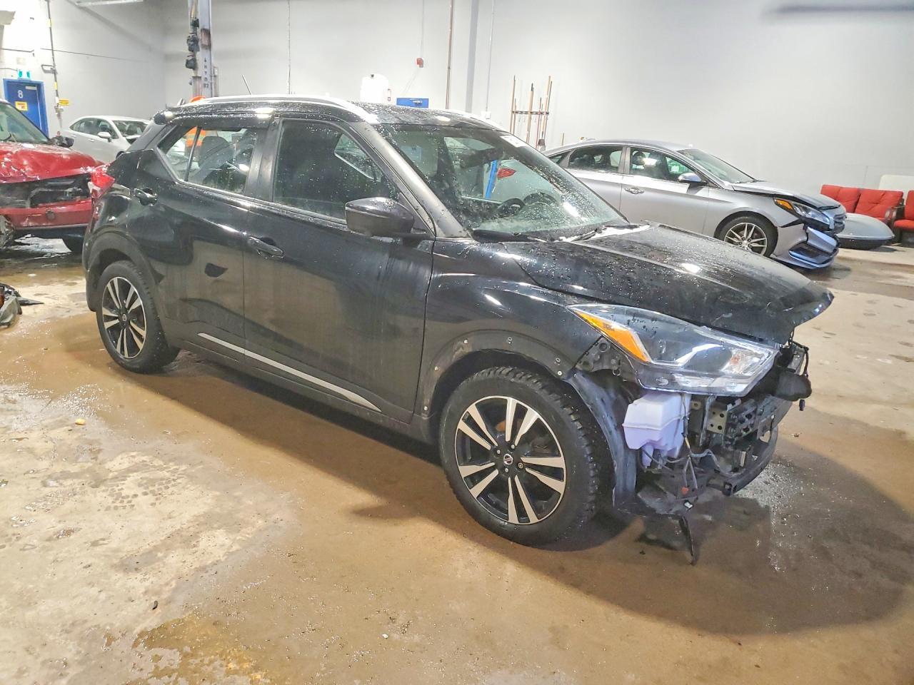 2019 Nissan Kicks s