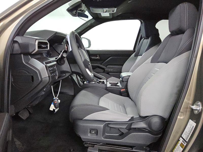 2025 Toyota Tacoma TRD OFF-ROAD HV