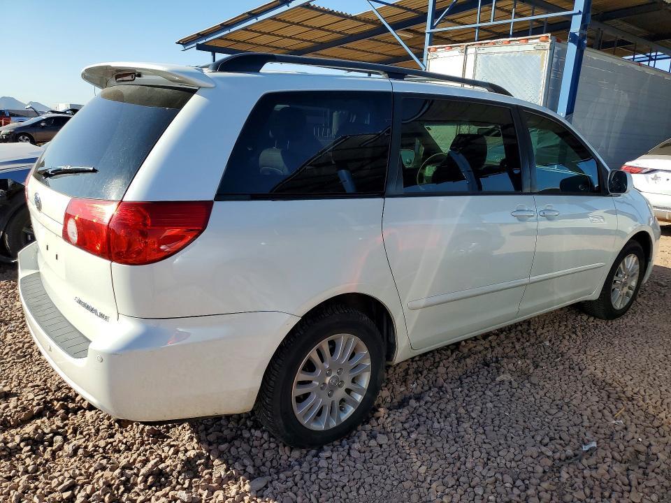 2010 Toyota Sienna xle