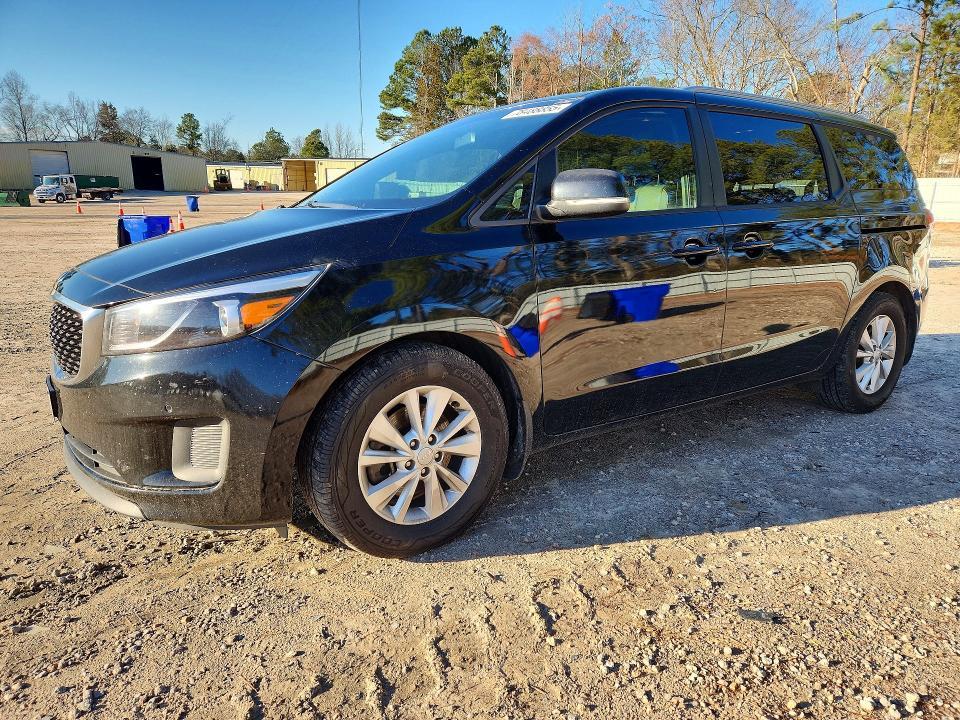 2018 KIA Sedona lx