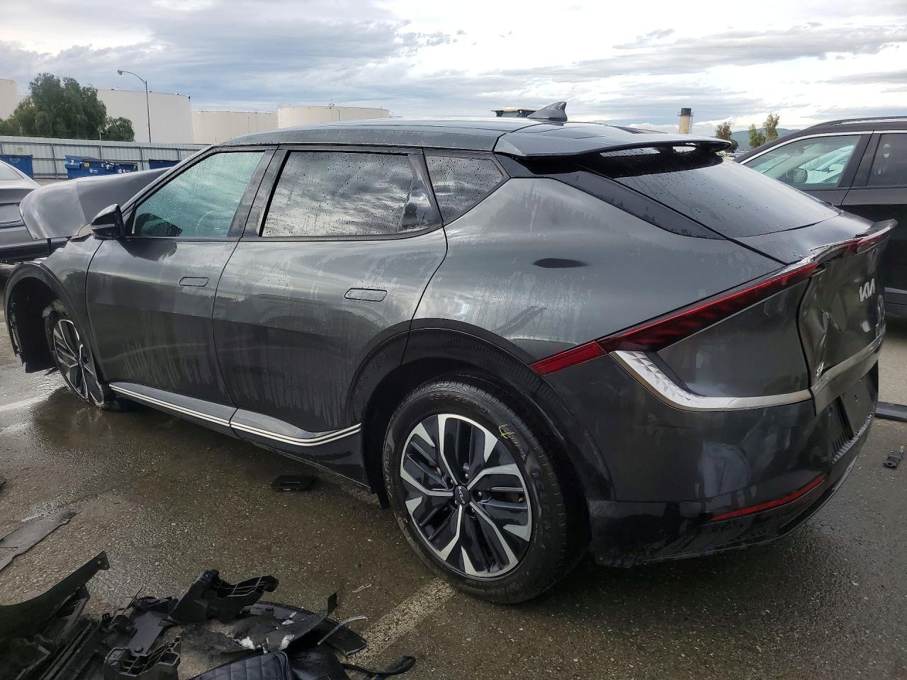 2023 KIA EV6 Wind