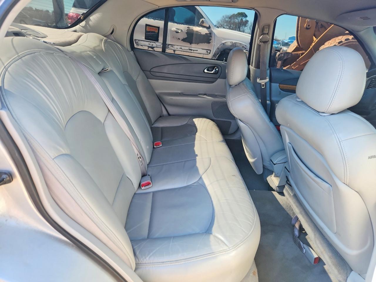 2001 Lincoln Continental