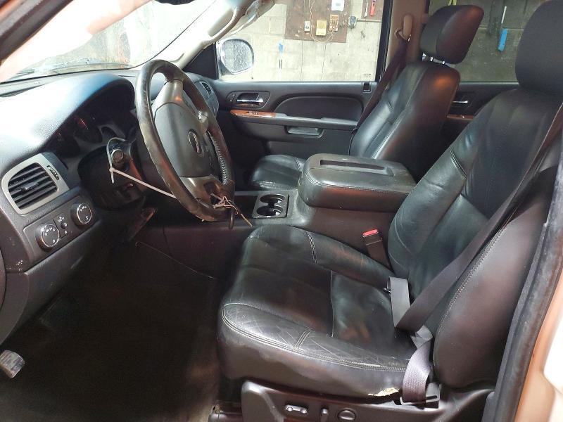 2011 GMC Yukon slt