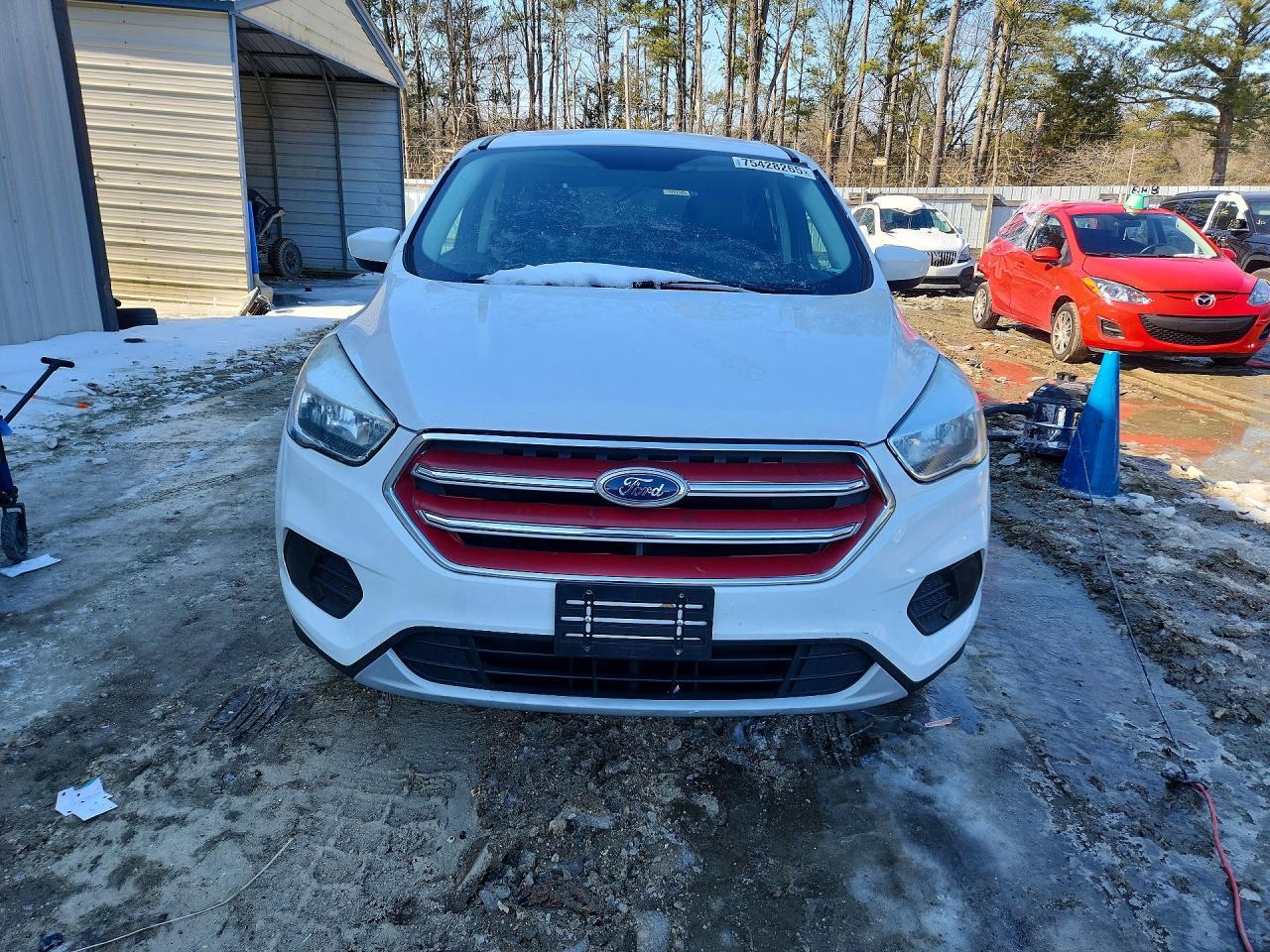 2017 Ford Escape se
