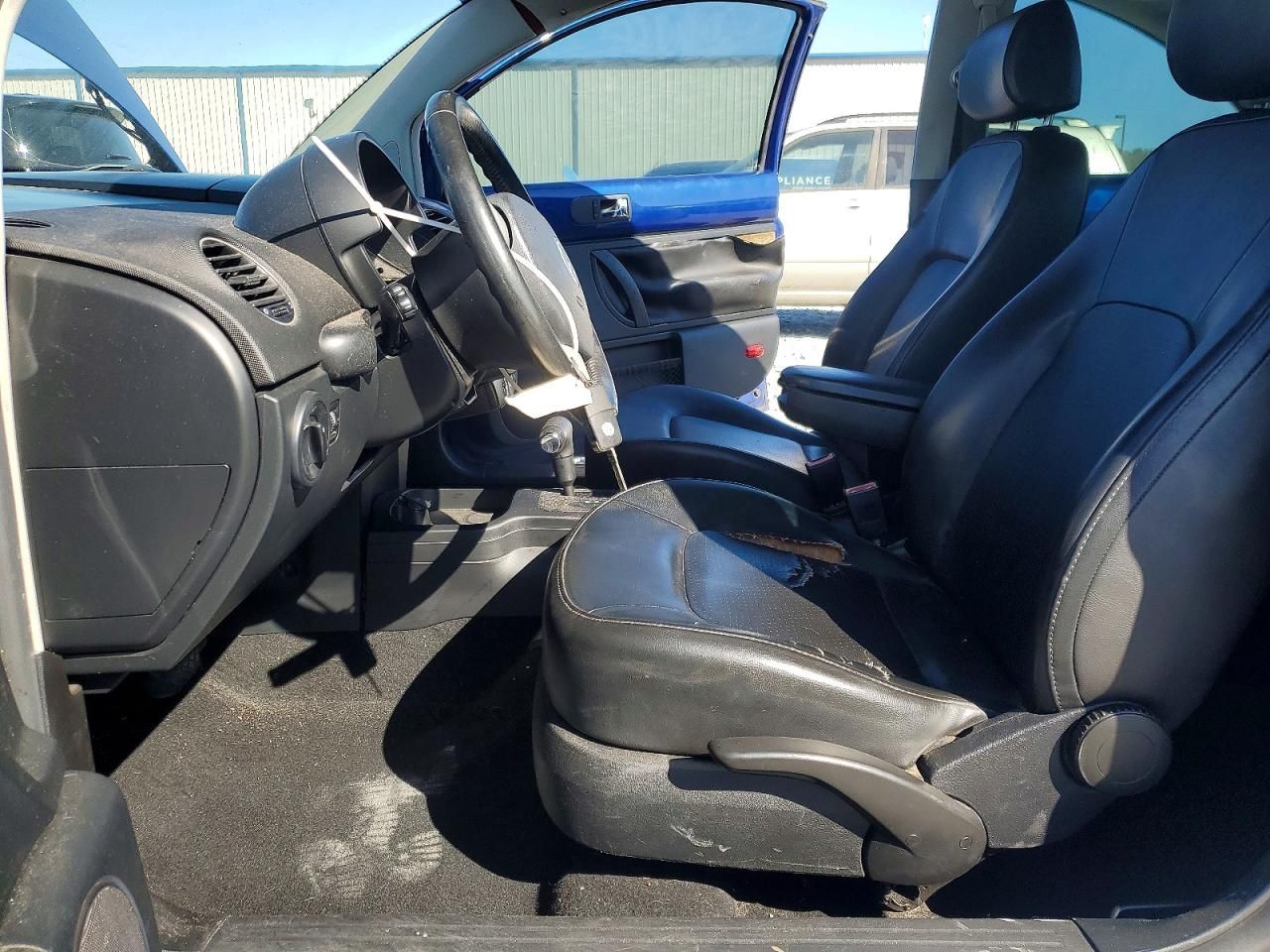 2008 Volkswagen New Beetle s