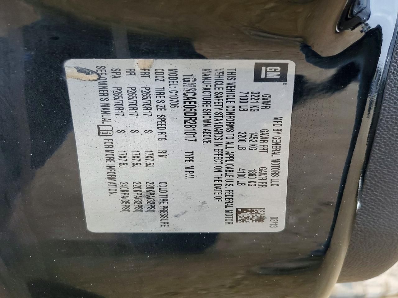 2013 Chevrolet Tahoe C1500 ls