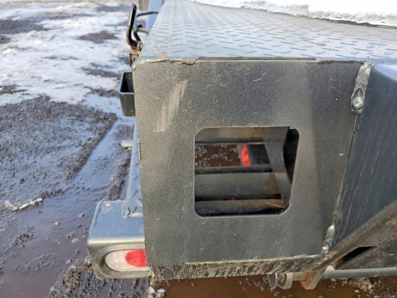 2025 Diamond C Trailer-equipment Trailer