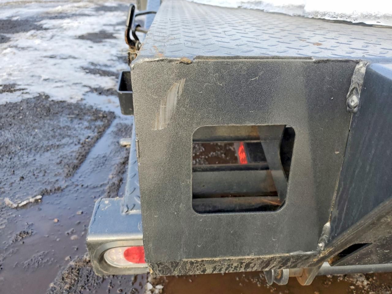 2025 Diamond C Trailer-Equipment Trailer