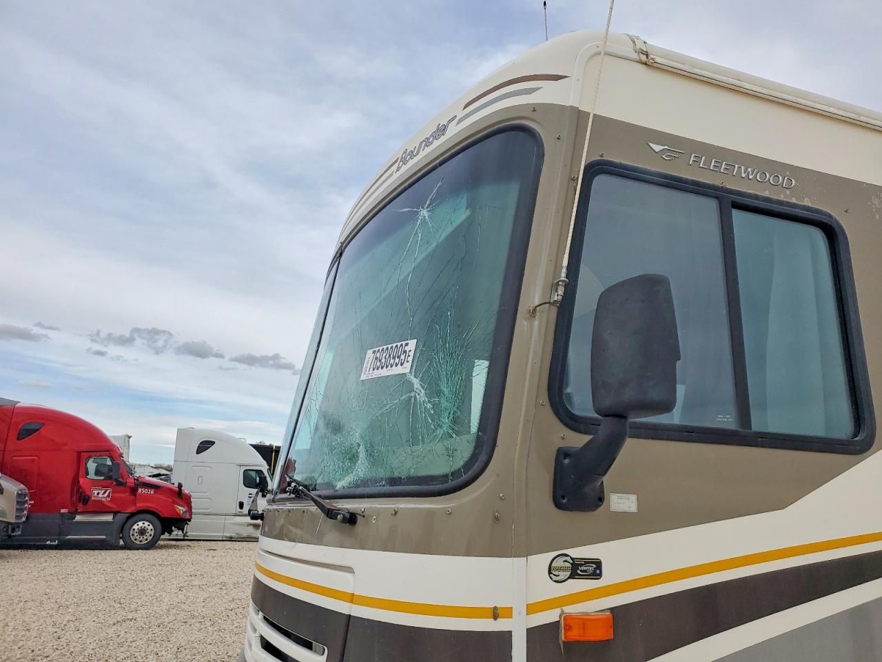 2005 Wrkh W22-RV