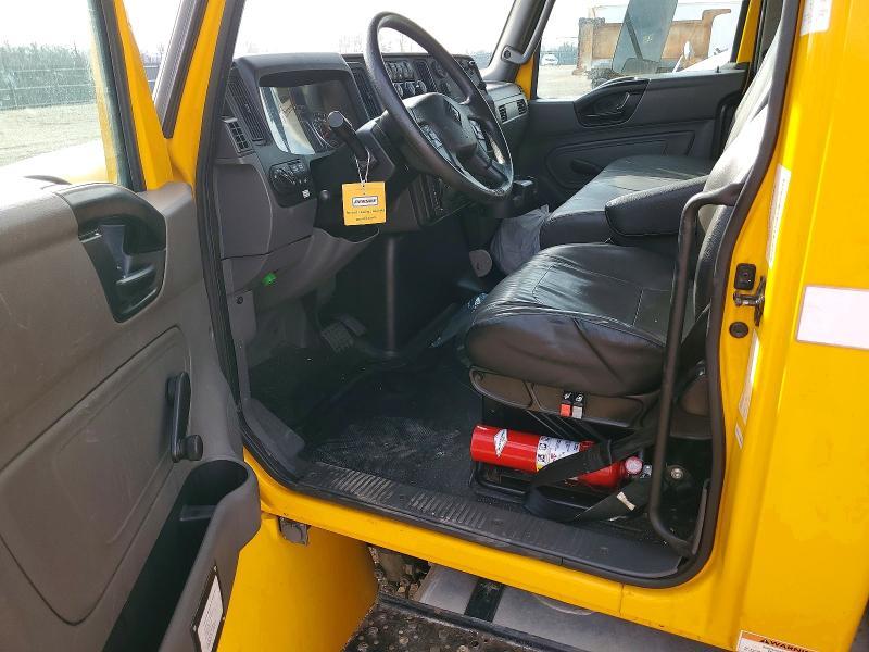 2021 International MV607 BOX Truck