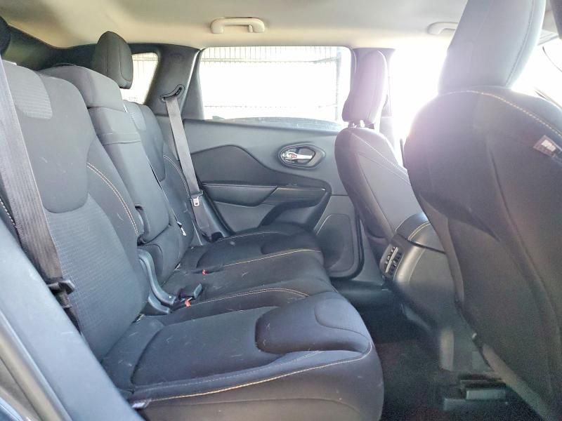 2016 Jeep Cherokee Latitude