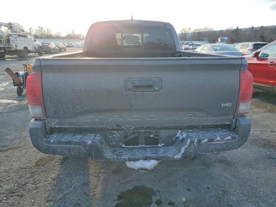 2016 Toyota Tacoma Double cab