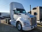 2014 Kenworth Construction T680