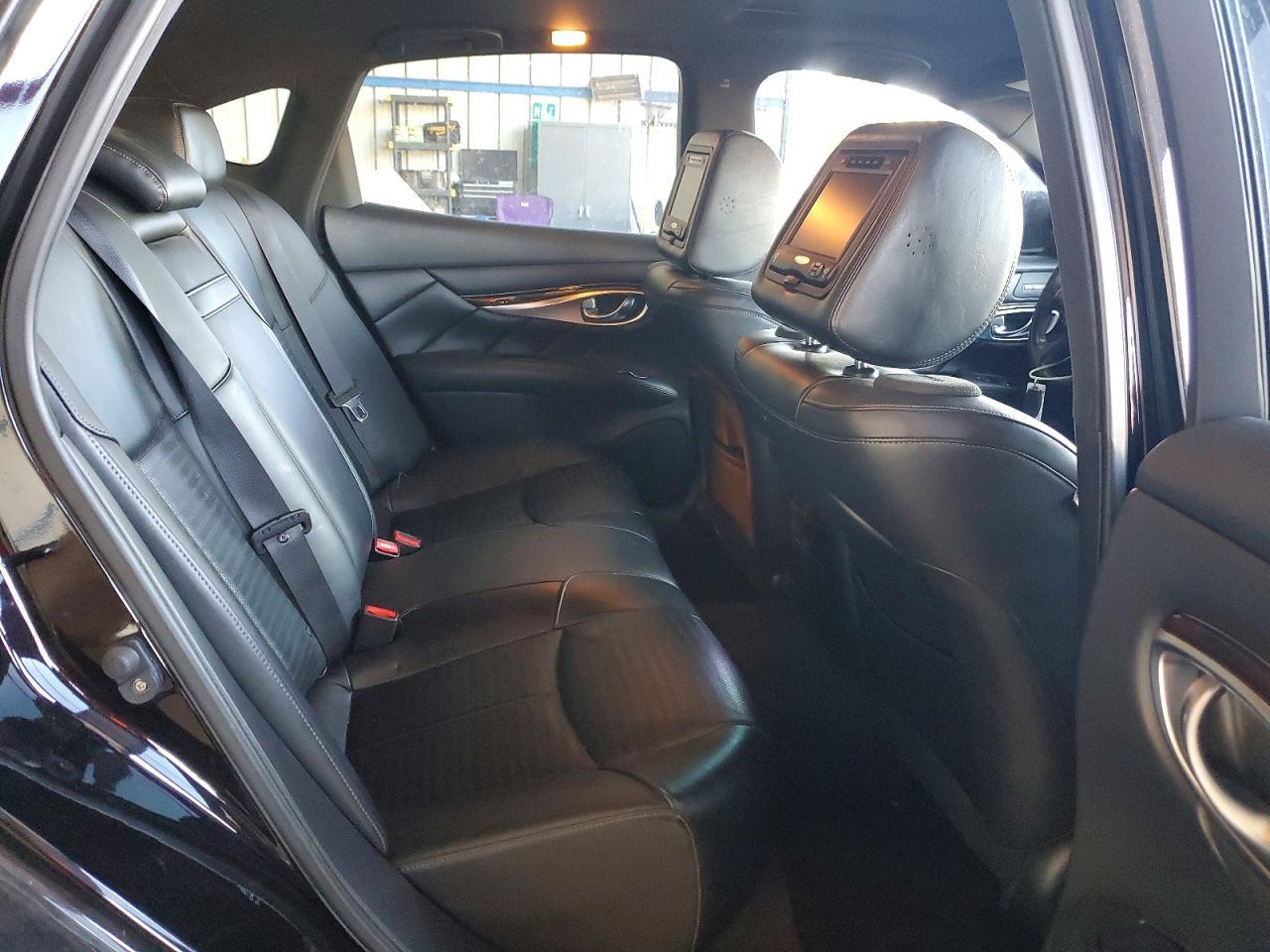 2013 Infiniti M37 x