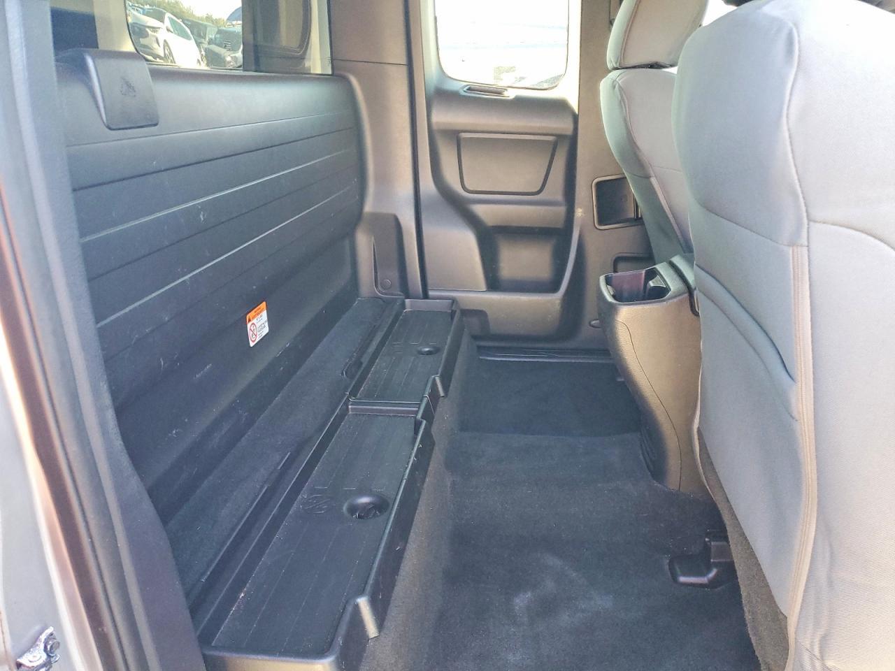 2017 Toyota Tacoma SR