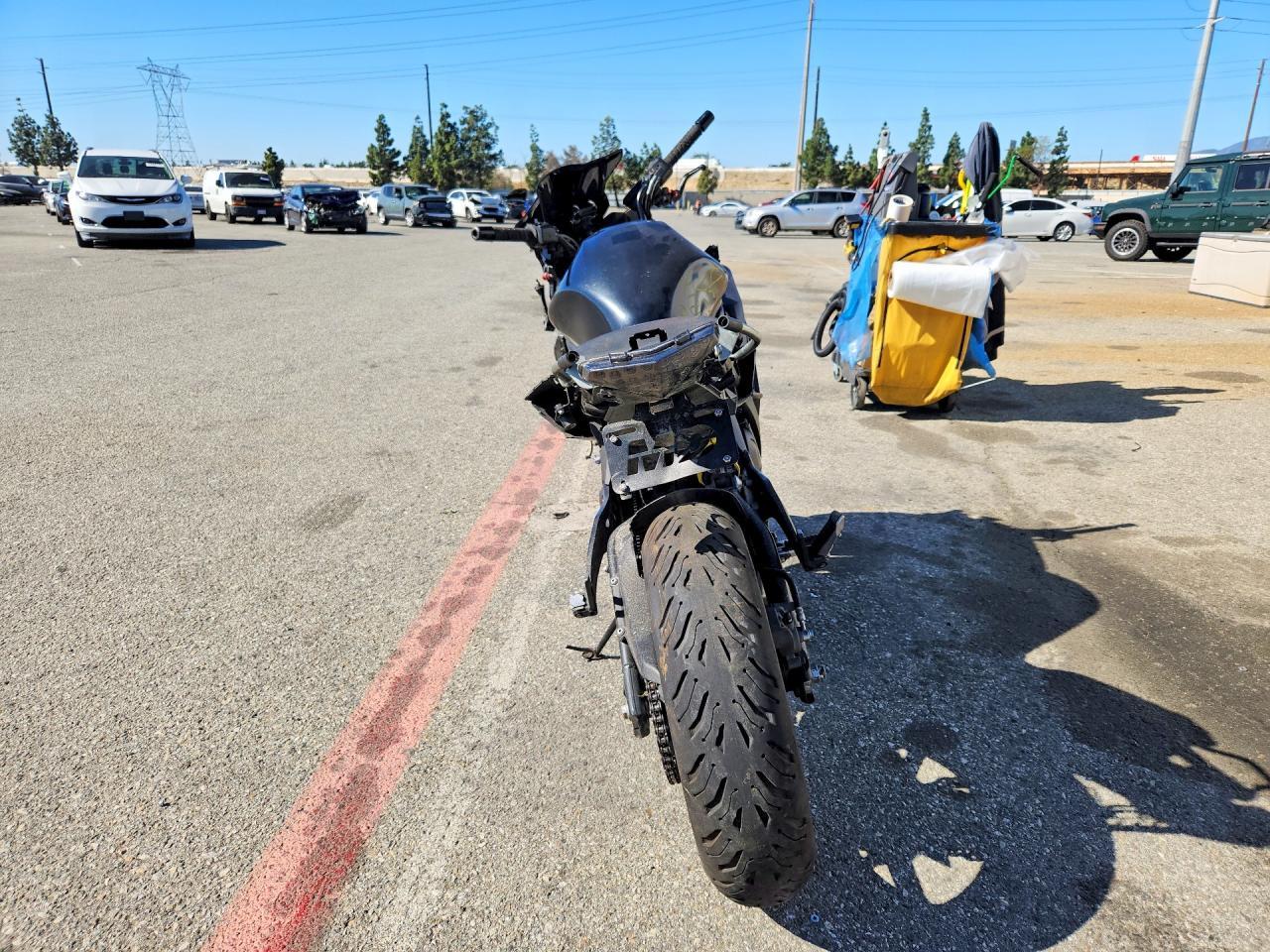 2013 Kawasaki EX650 E