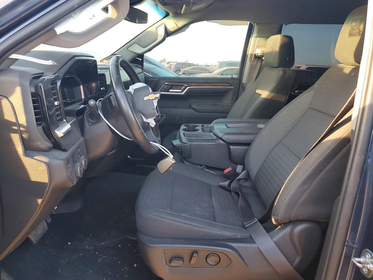 2022 Chevrolet Silverado C1500 LT