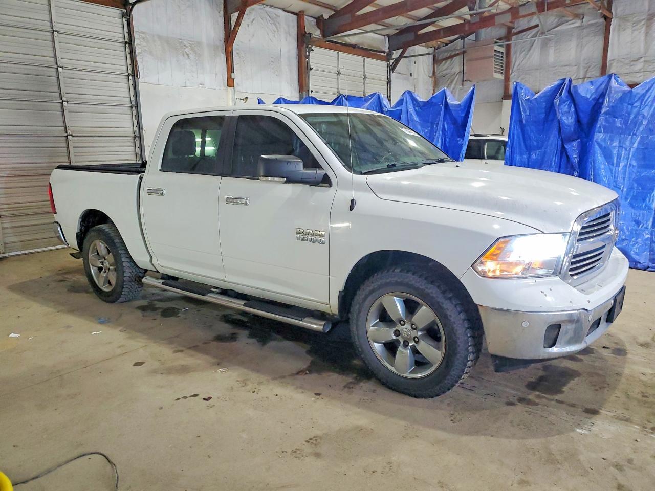 2016 Dodge Ram 1500 slt