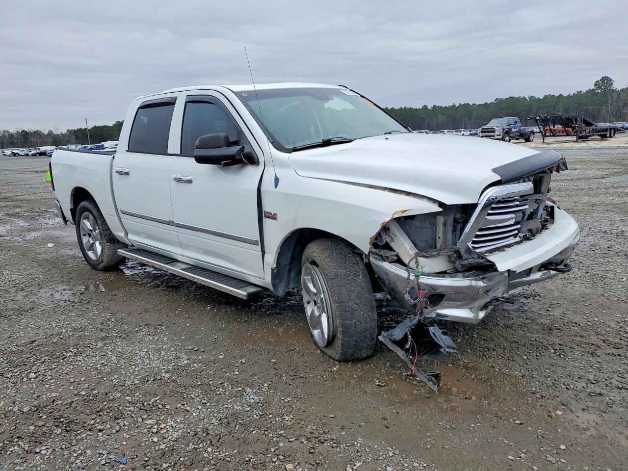 2014 Dodge Ram 1500 slt