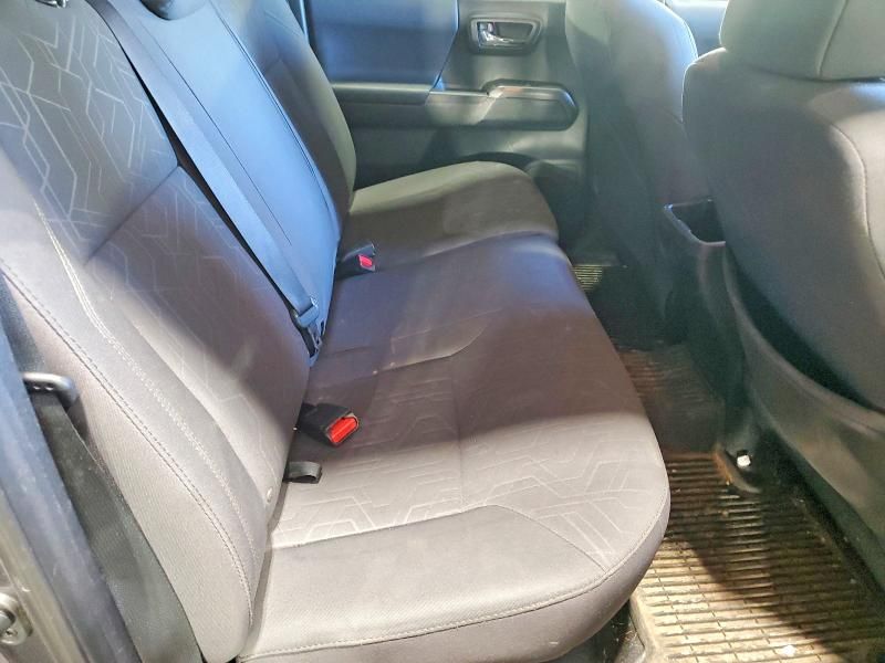 2016 Toyota Tacoma Double cab