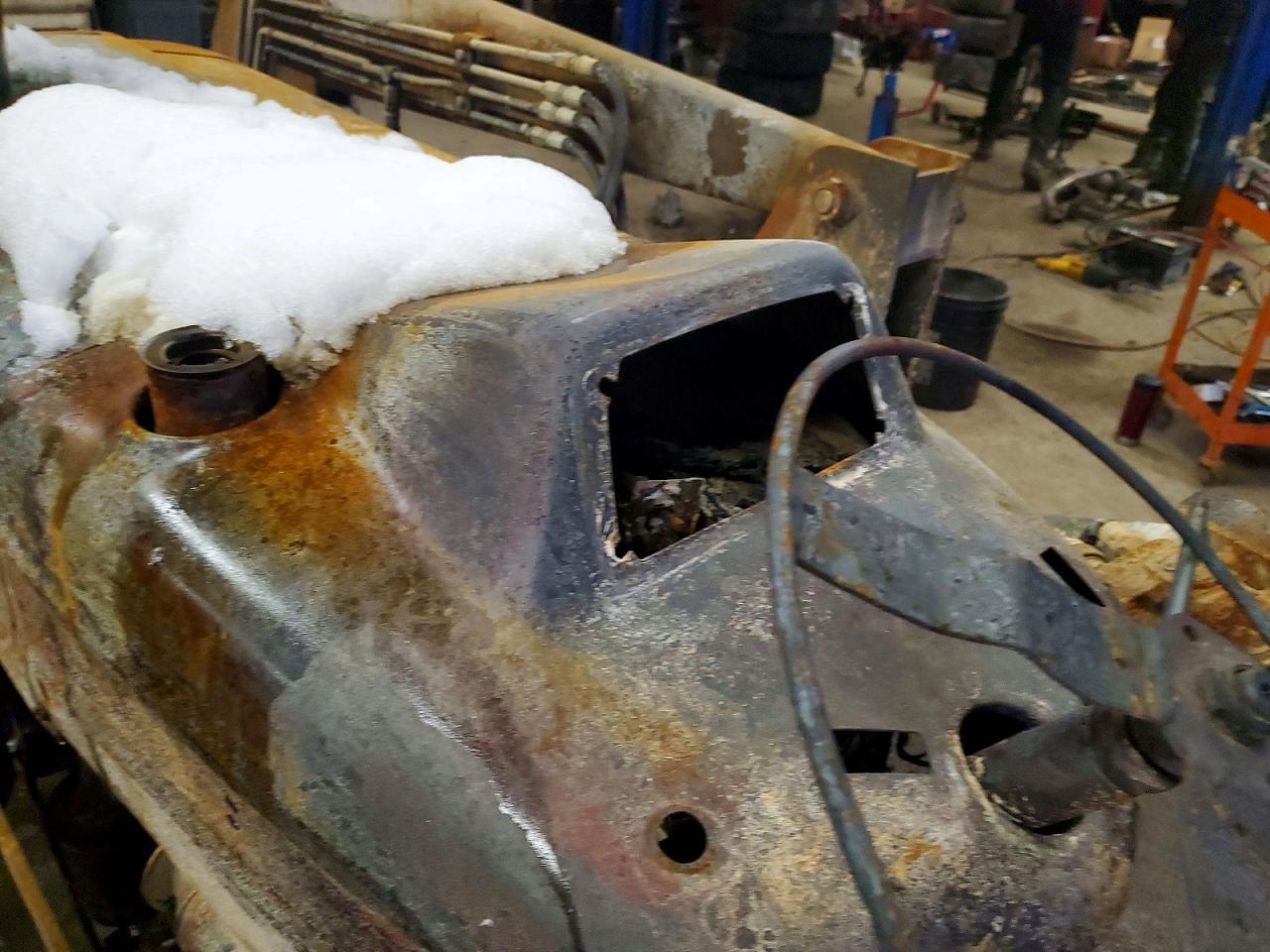 1984 Snowbird 1999 Snow Blower-Appliances