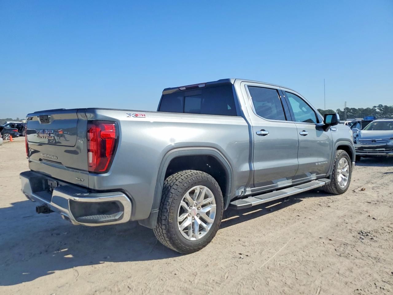 2021 GMC Sierra K1500 slt