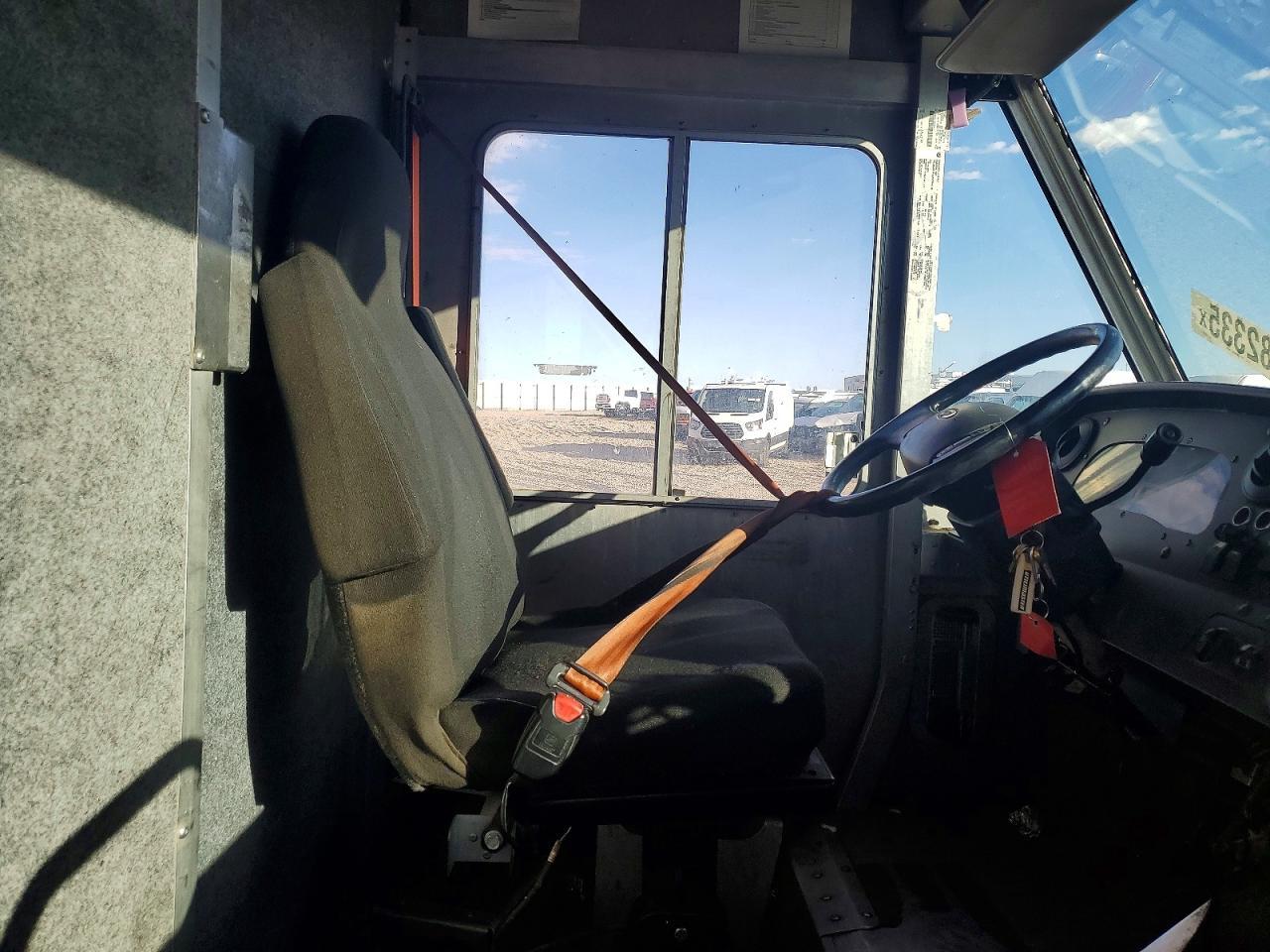 2015 Ford F59 Delivery Truck