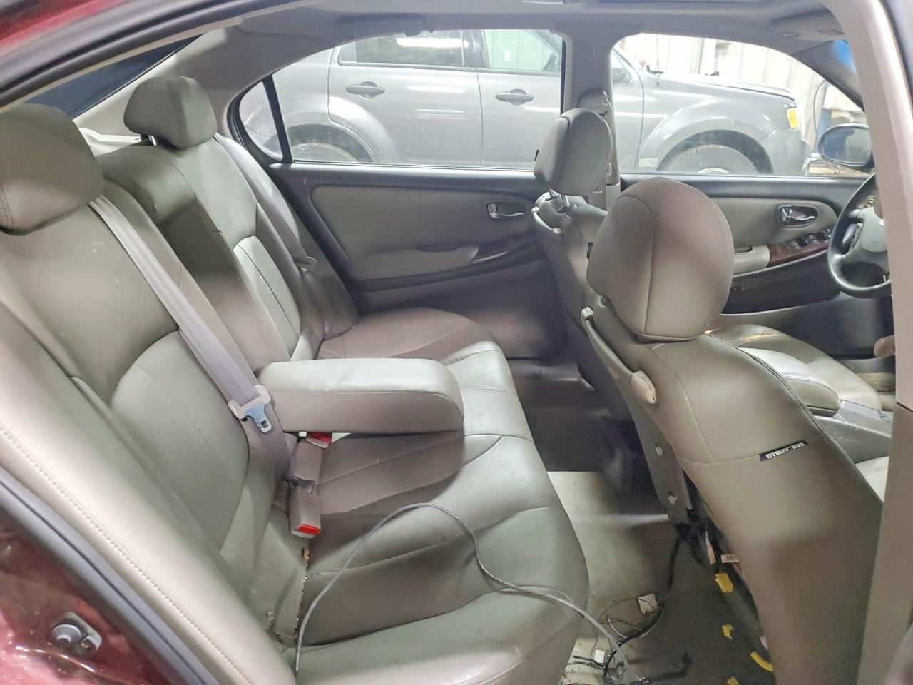 2001 Infiniti I30 Base