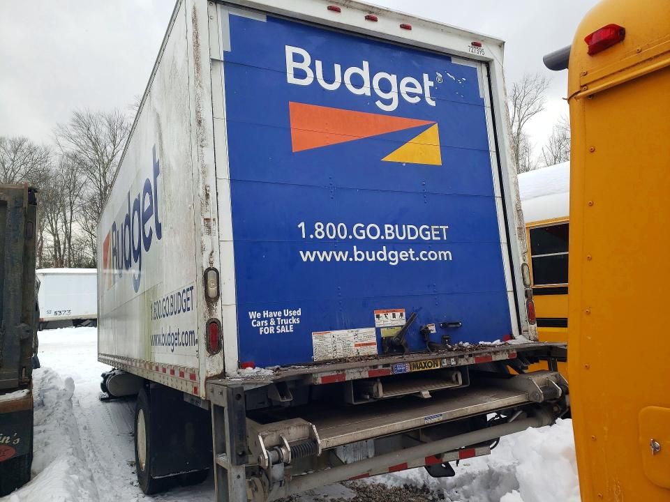 2017 International 4300 box Truck