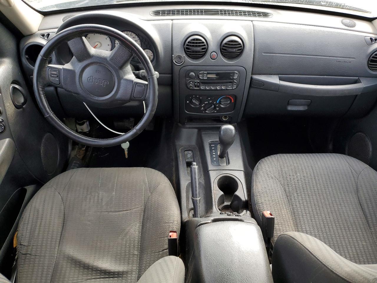 2004 Jeep Liberty Sport