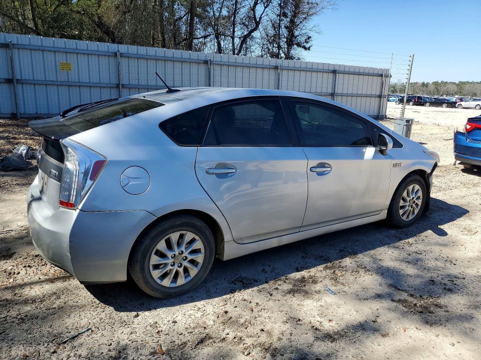 2013 Toyota Prius Plug-in Hybrid Base