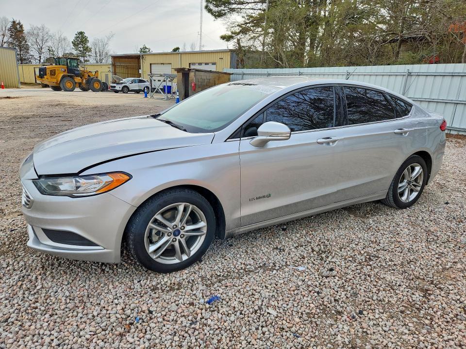 2018 Ford Fusion se Hybrid