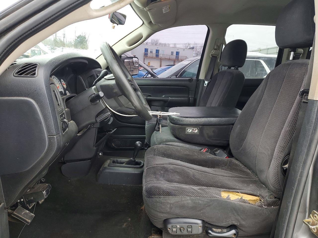 2005 Dodge RAM 1500 ST