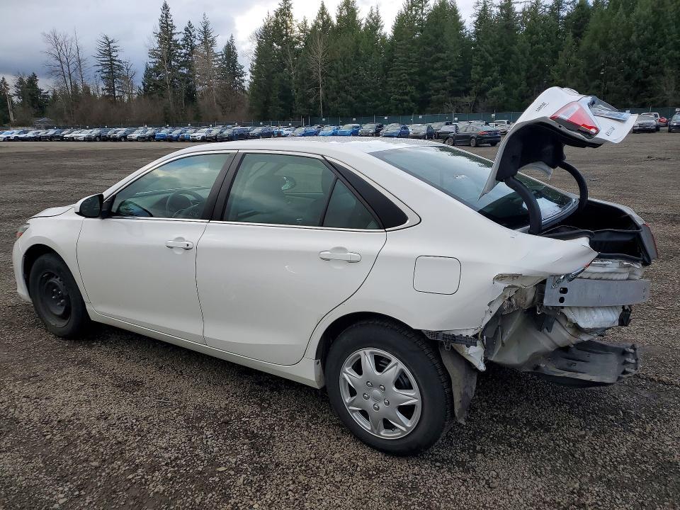 2017 Toyota Camry le