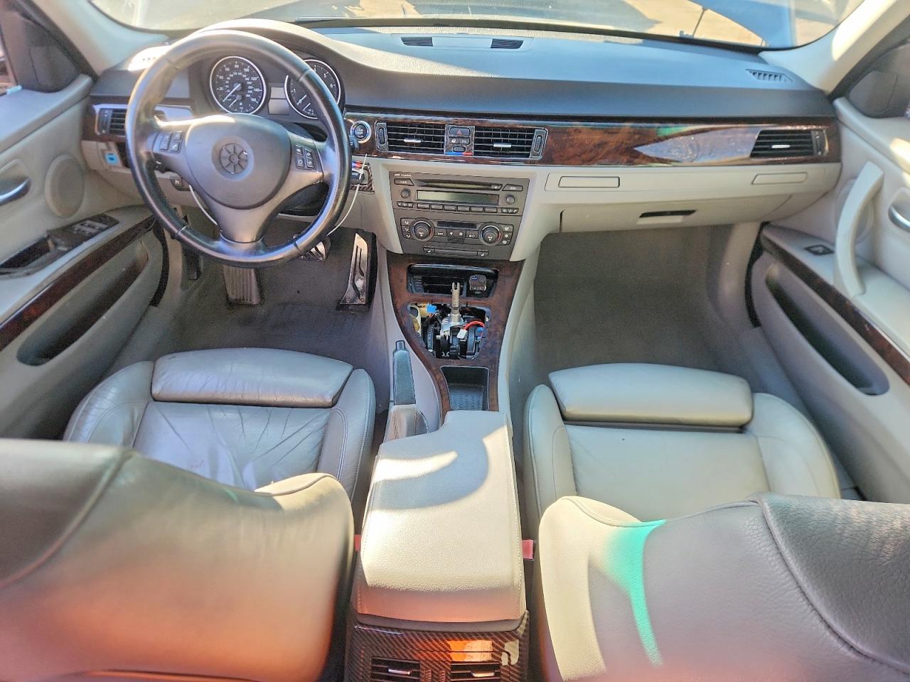 2006 BMW 325 i