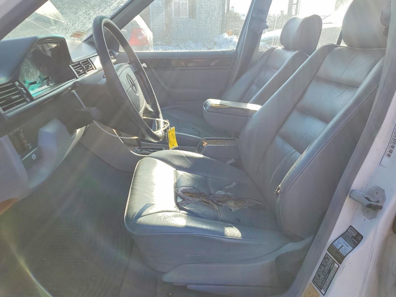 1995 Mercedes-Benz E 320 Base