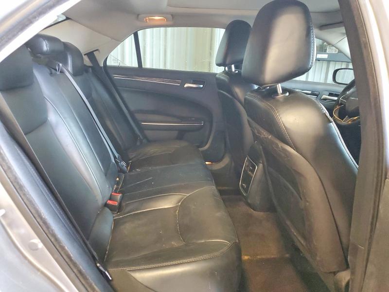 2016 Chrysler 300 Limited