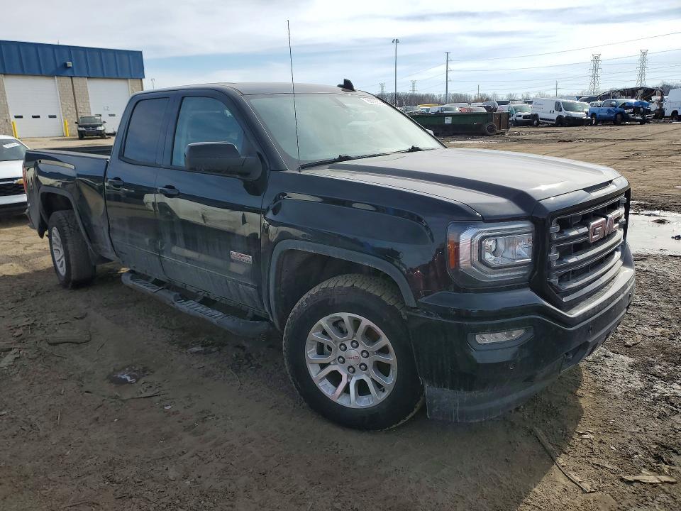 2018 GMC Sierra K1500 SLT