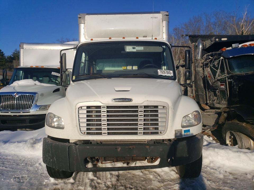 2020 Freigliner 2020 Freightliner Business Class M2 BOX Truck