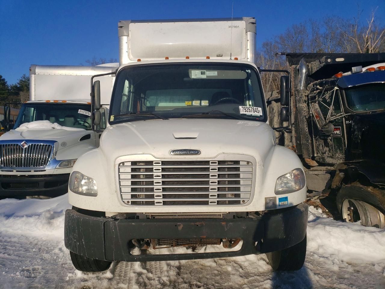 2020 Freigliner 2020 Freightliner Business Class M2 BOX Truck