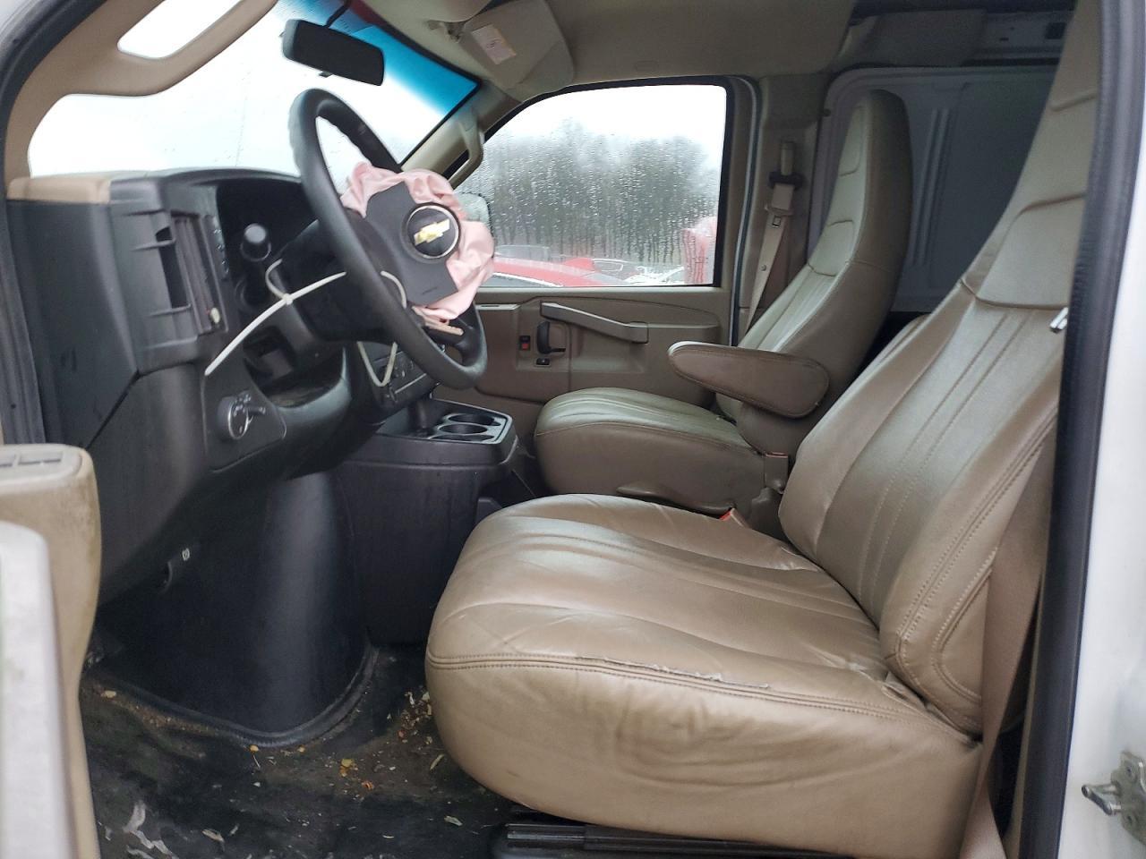 2018 Chevrolet Express 3500 Delivery Van