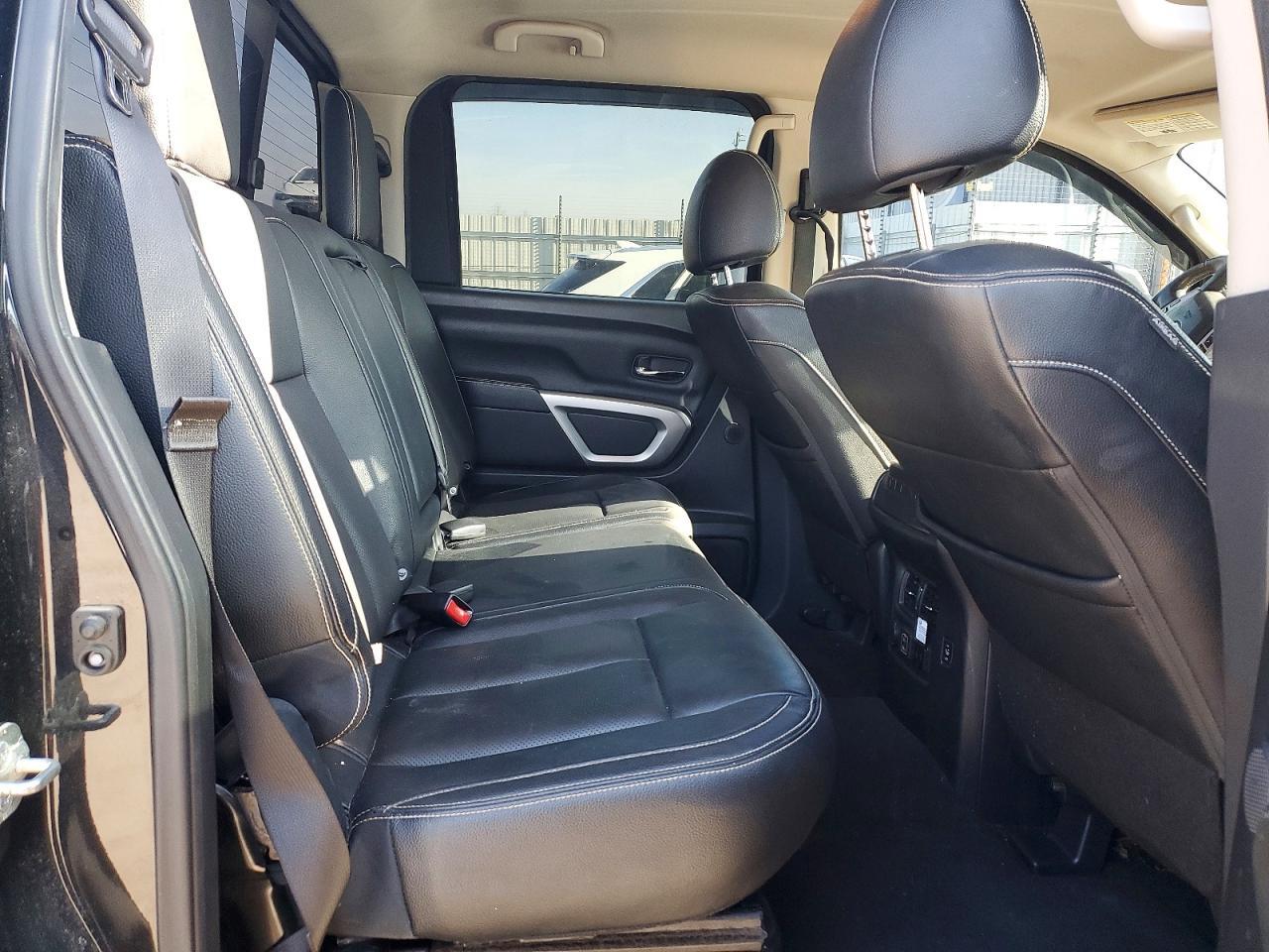 2019 Nissan Titan PRO-4X
