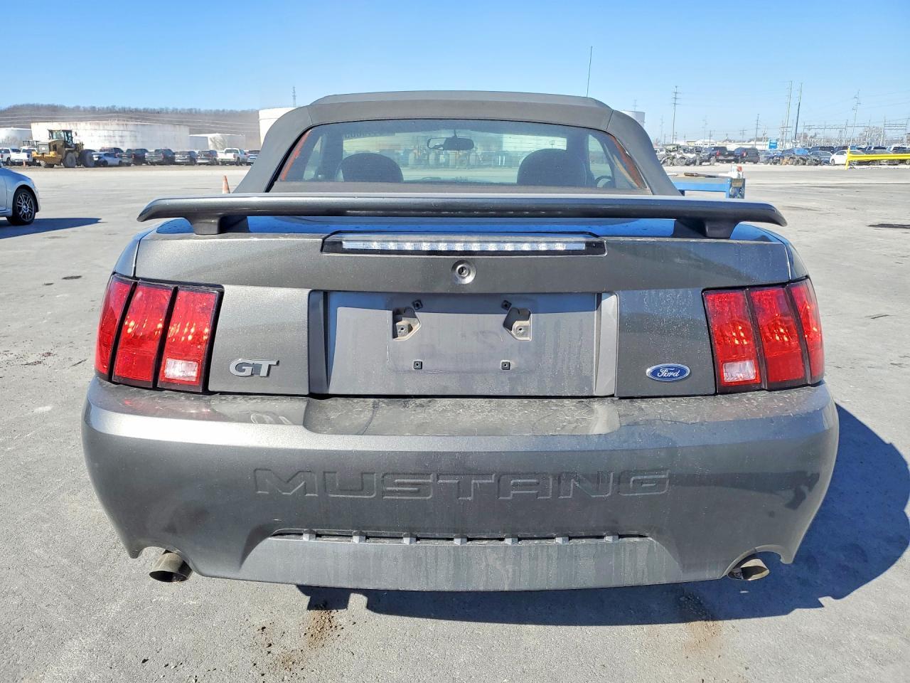 2004 Ford Mustang gt