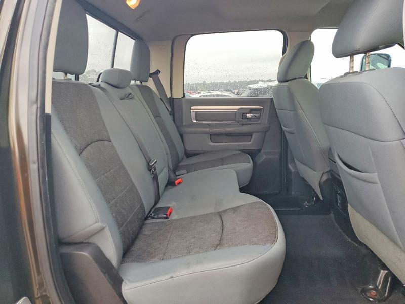 2013 Dodge Ram 1500 slt