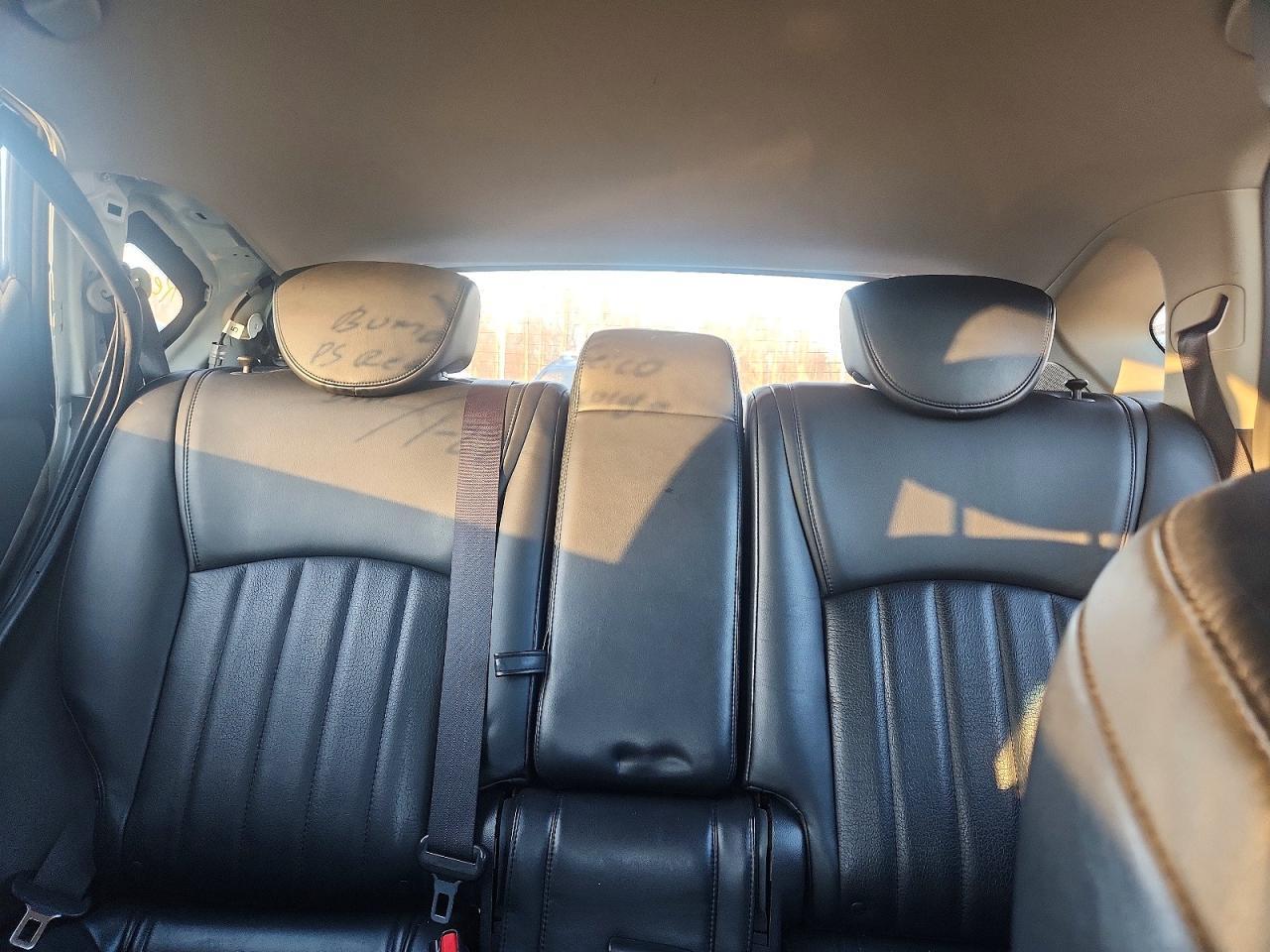 2016 Infinity Qx50 Base