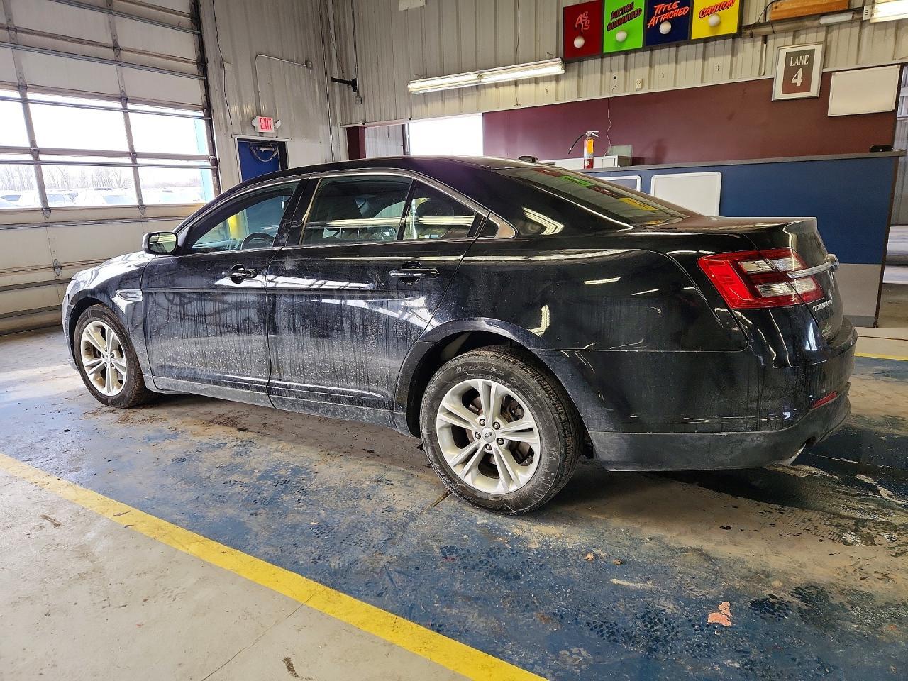 2016 Ford Taurus sel
