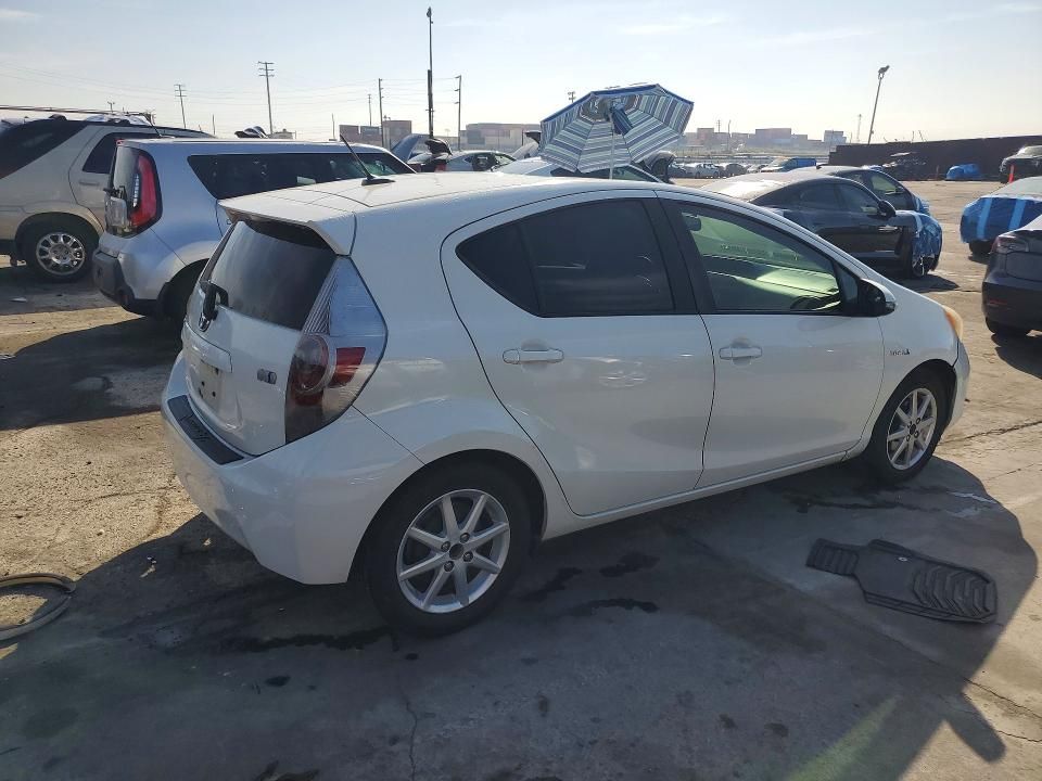 2013 Toyota Prius c Three
