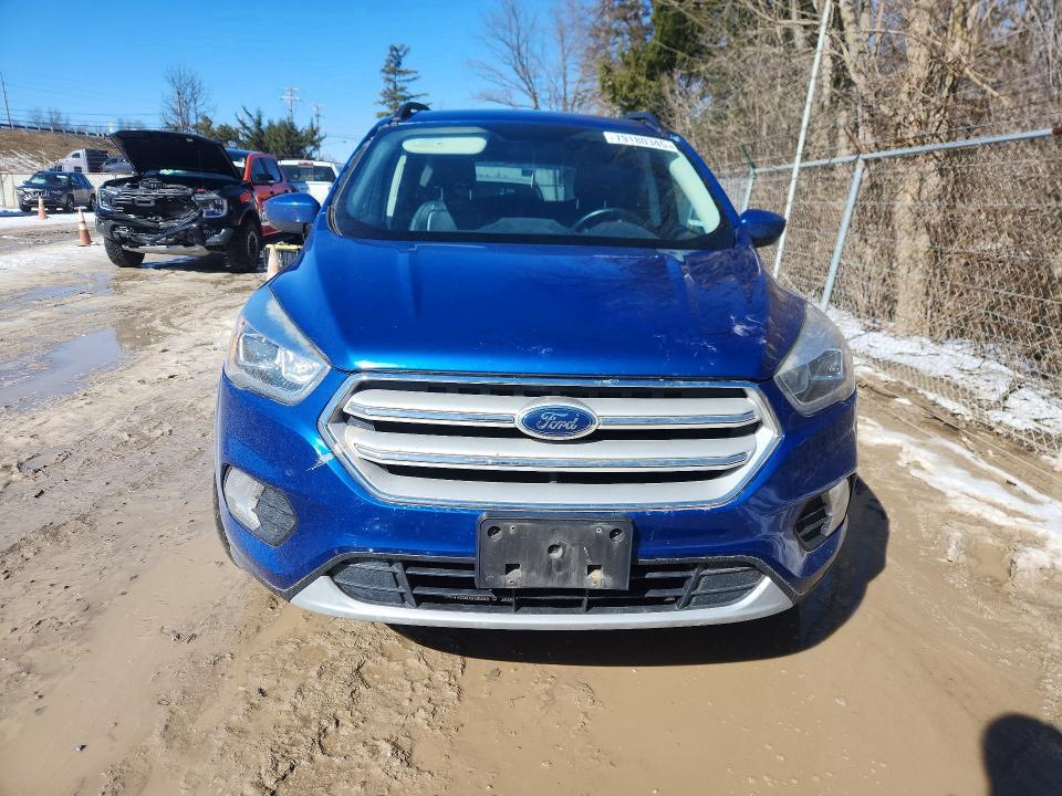 2018 Ford Escape sel